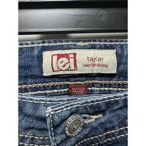 Vintage LEI Taylor Jeans Junior 15 Embroidered Pocket- 2008 Taylor Swift Ad